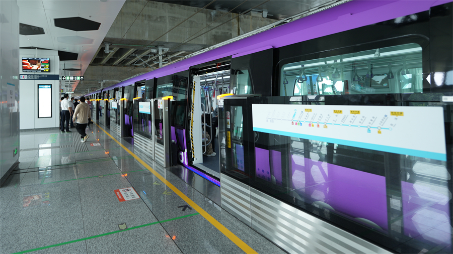 乘着地铁看亚运杭州地铁亚运号首发开行